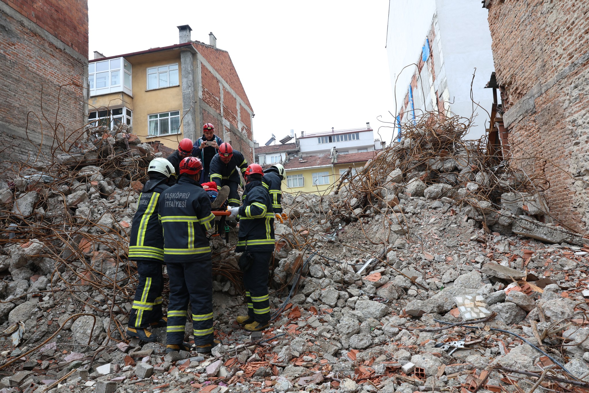 Kastamonu'daki 7.0’Lık Deprem Tatbikatından Ilk Kareler (2)