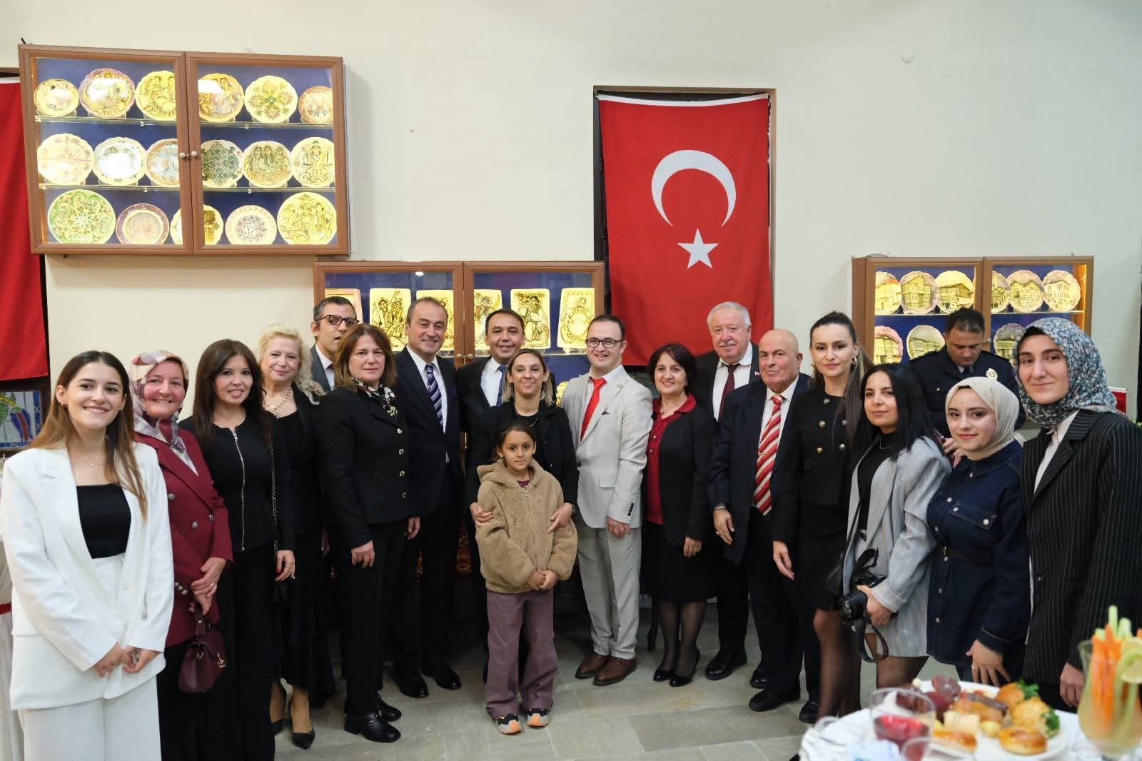 Kastamonu'daki Cumhuriyet Resepsiyonuna Yoğun Katılım (5)