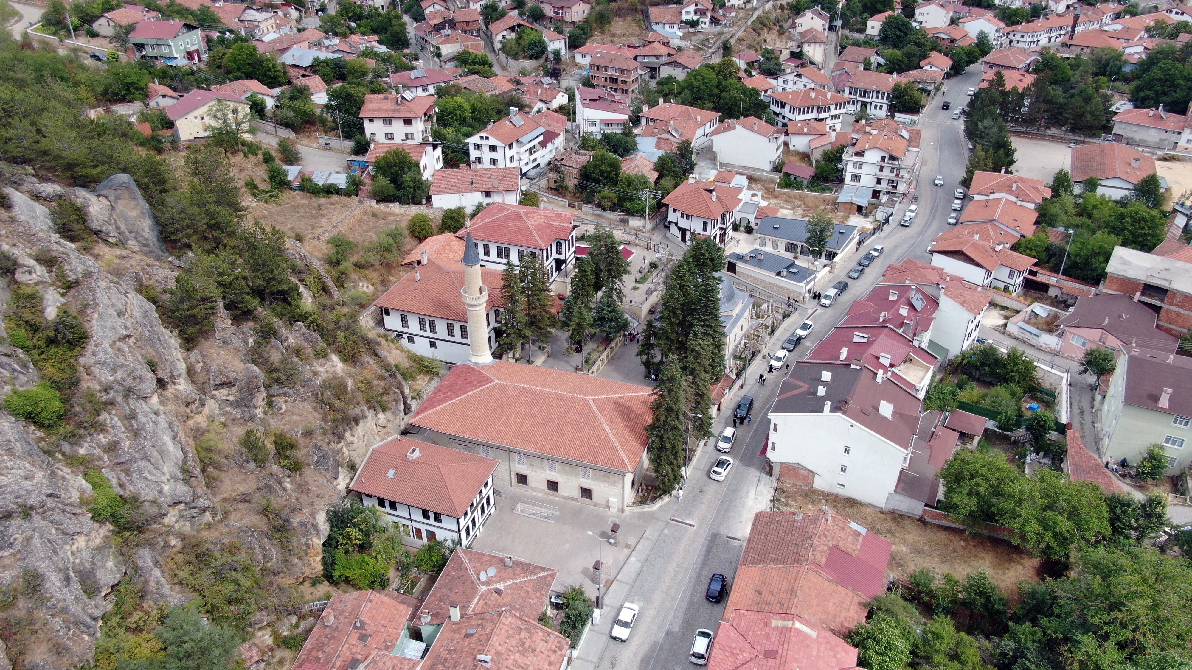 Kastamonu'daki Külliye, Sarıklarıyla Ziyaretçileri Çekiyor (4)