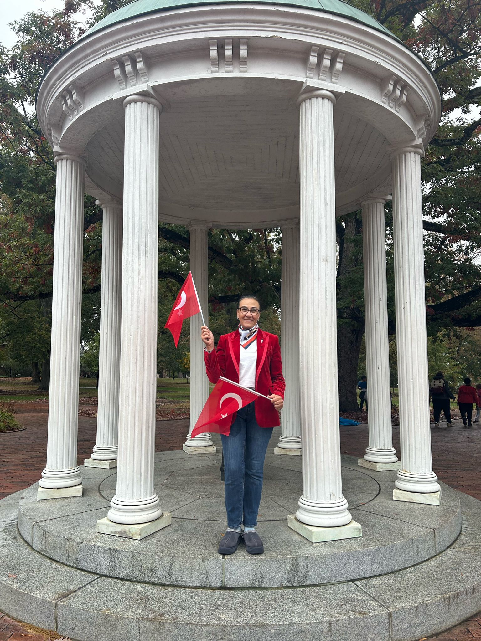 Mi̇ne Özgür Köşe (2).Jpeg