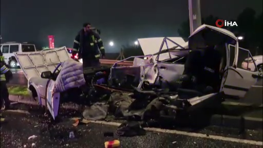 Tekirdag Kastamonu Plakalı Arac Ikiye Bolundu (2)