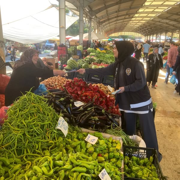 Tosya’da Emniyeti Vatandaşları Dolandırıcılara Karşı Uyardı (3)