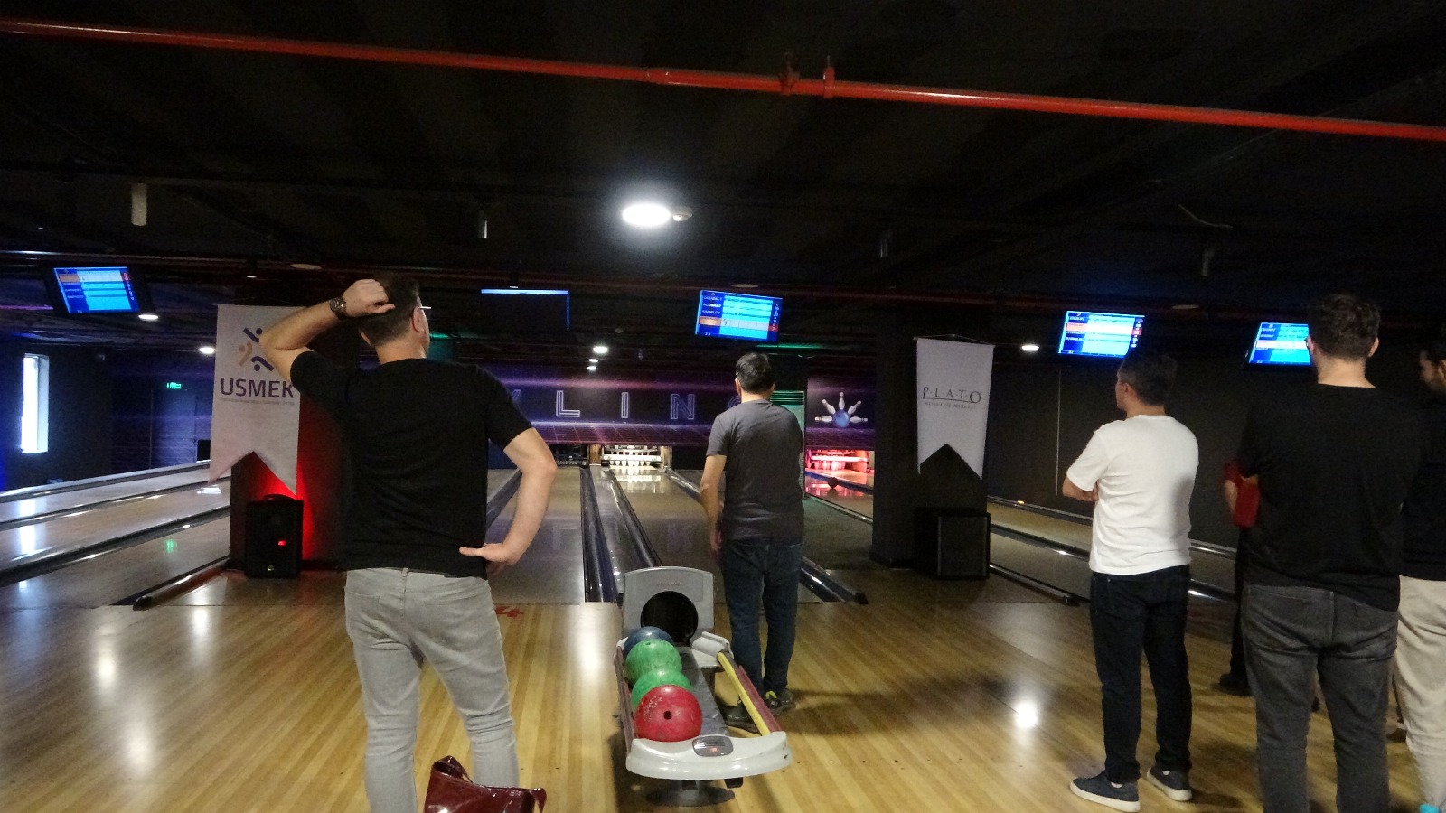 Usmek'ten Renkli Organizasyon Bowling Turnuvasında Buluştular (2)