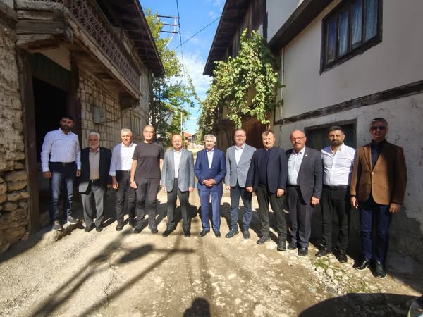 Vali Dallı, Iş Adamı Zeki Kebeci’nin Konuğu Oldu (2)