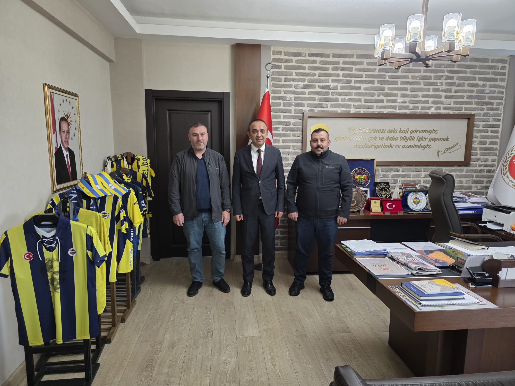 00998C71 C07E 4530 886B 9581Ec67Dcba