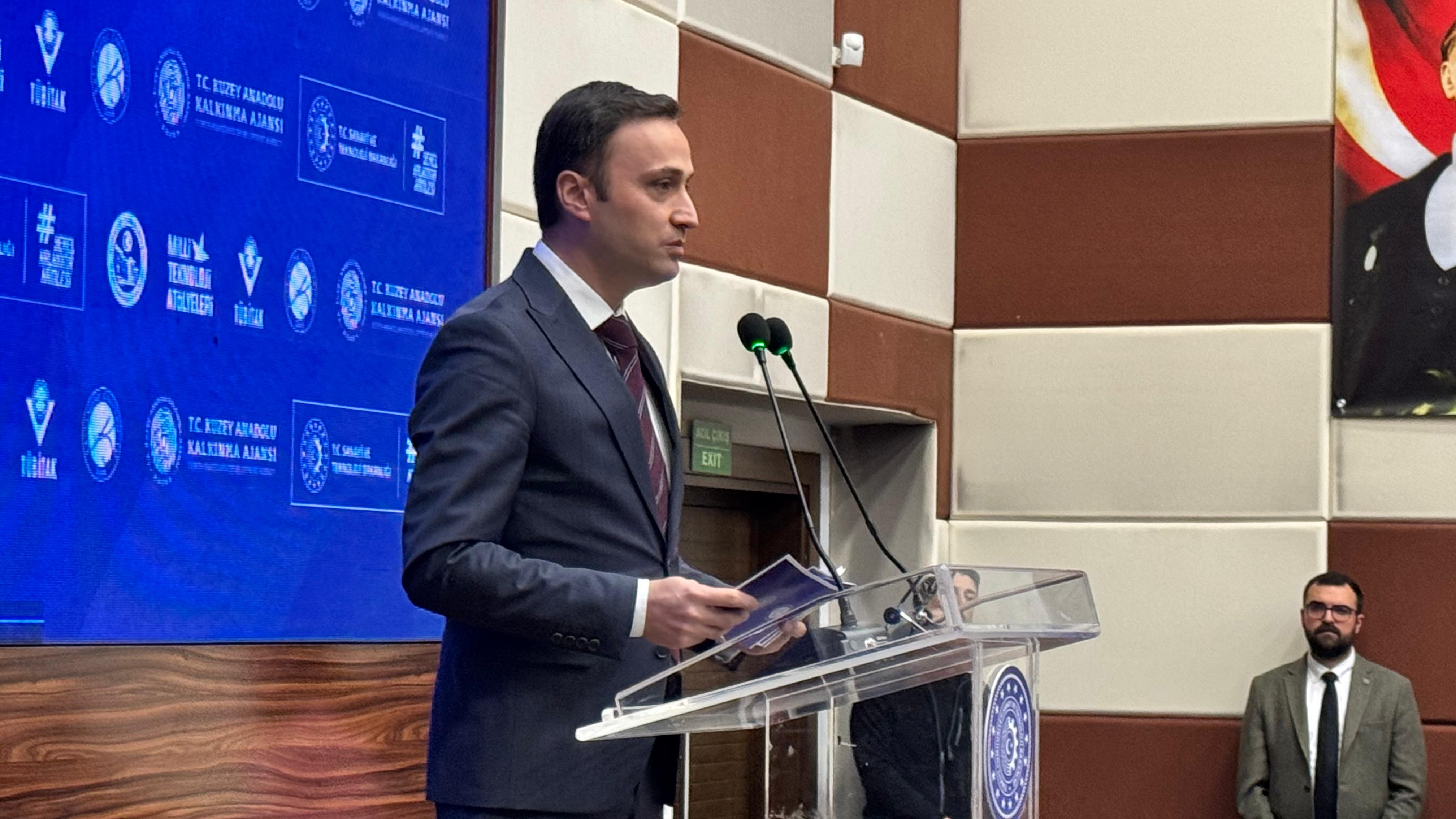 136D9A2A 55De 4772 8740 469E037Ccb86