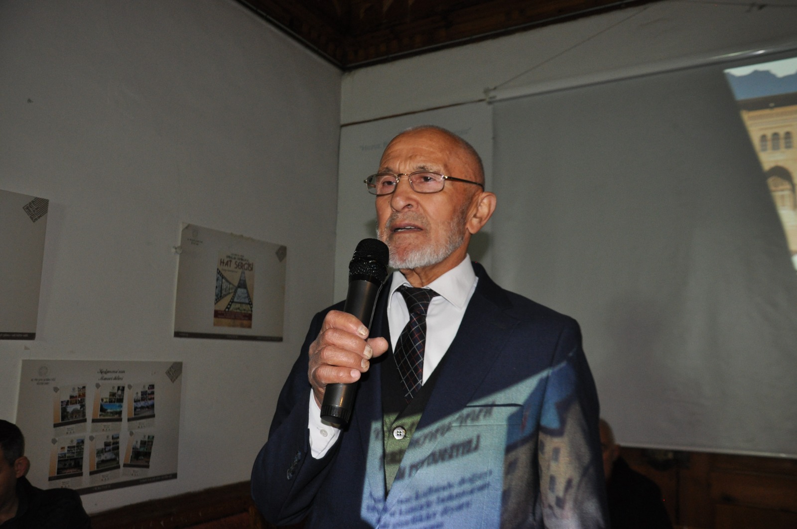 4F45E217 3Fe4 4165 9582 D1Fb620Df481