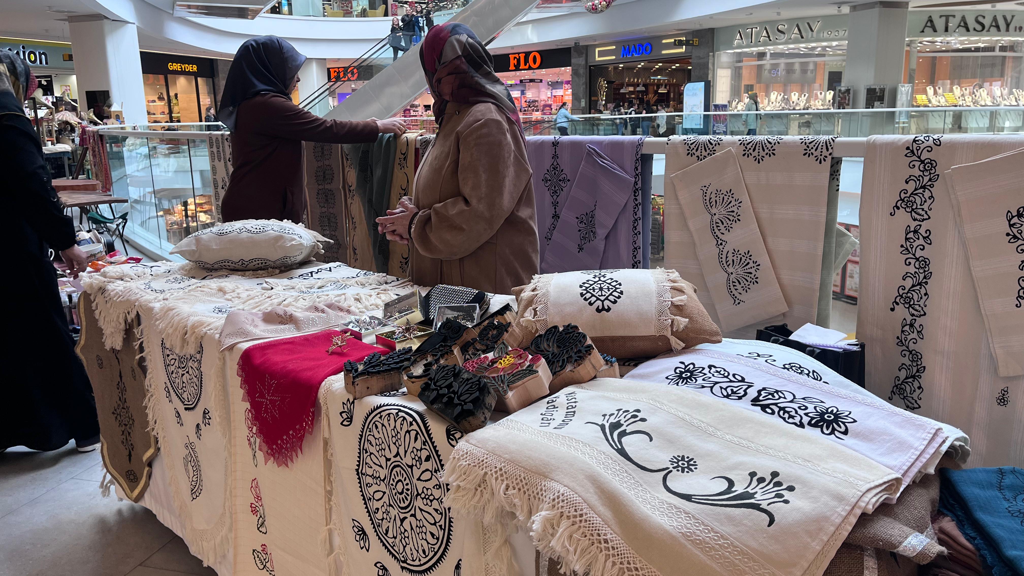 98E01A8C 002C 44D8 9479 8C0F236B896F