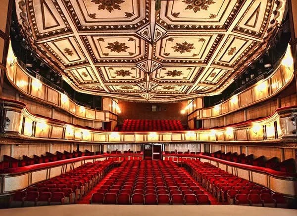 Azerbaycan Oyunları Türkiye Tiyatrolarında Sahnelenecek (3)