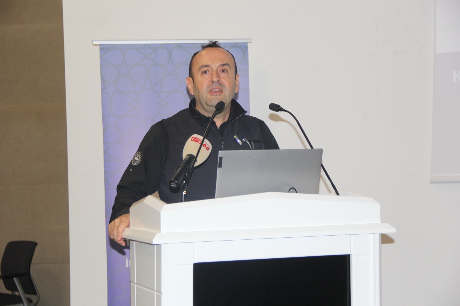 Cec26Bdd 358F 465F 9F70 0Eae5B3203B1