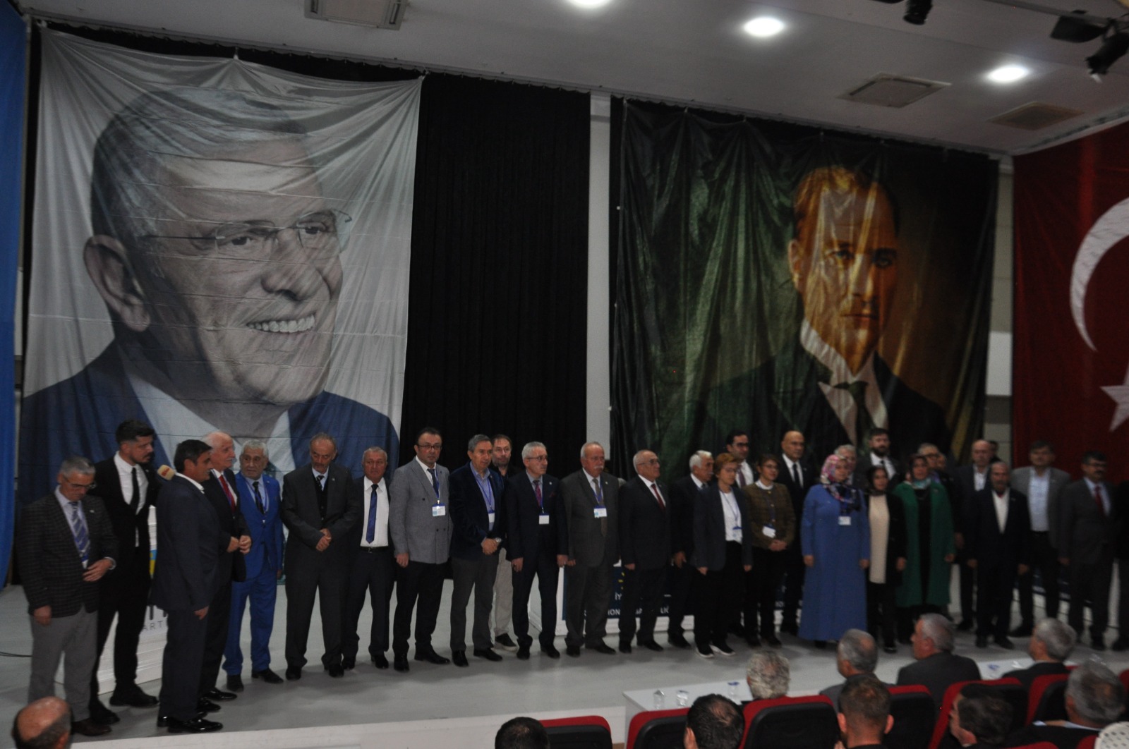 İyi̇ Parti İl Başkanı Metin Yazkan Güven Tazeledi (2)