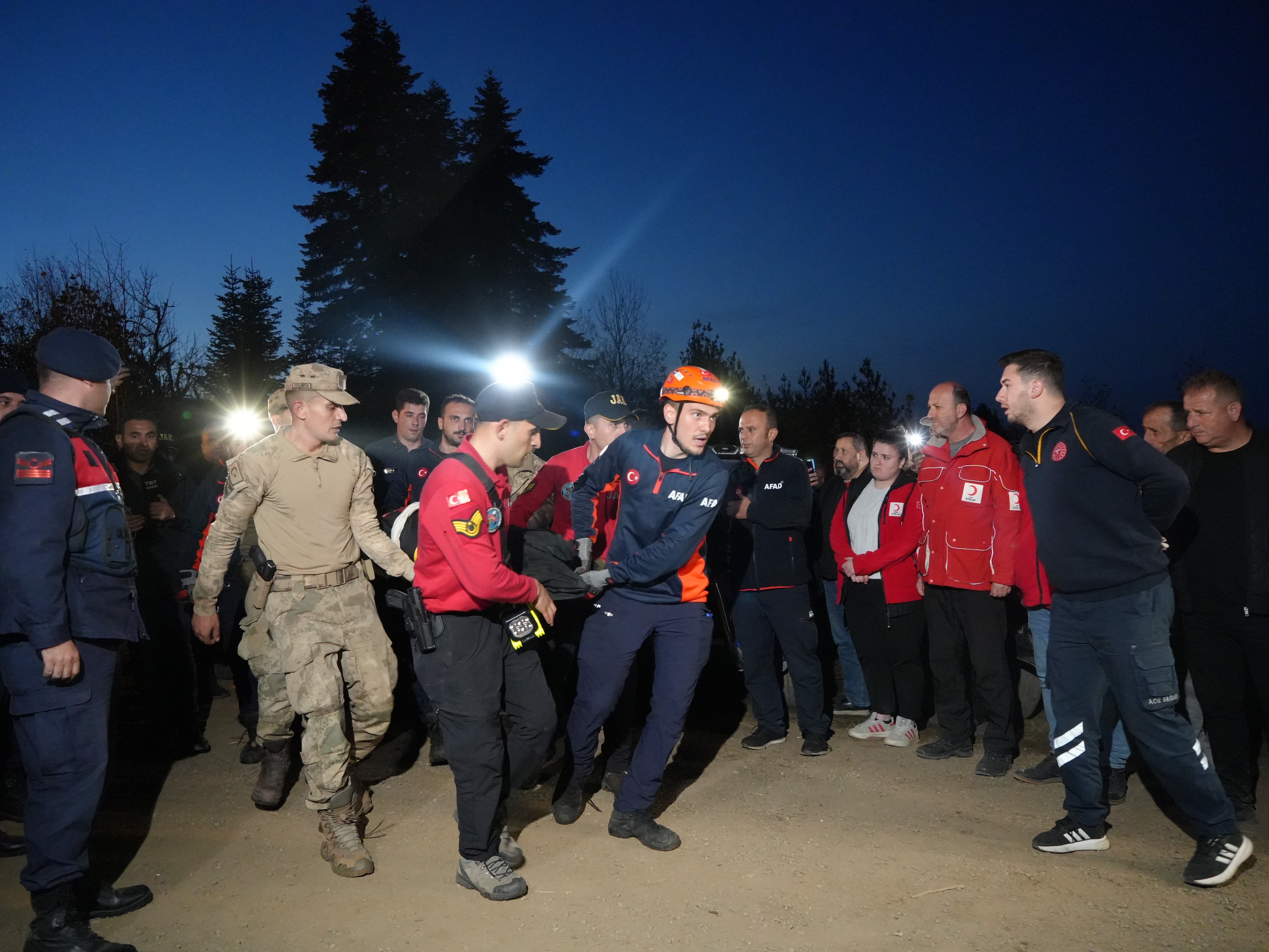 Kastamonu Cansız Bedenleri Bulunan Anne Oğul Adli Tıpta (2)