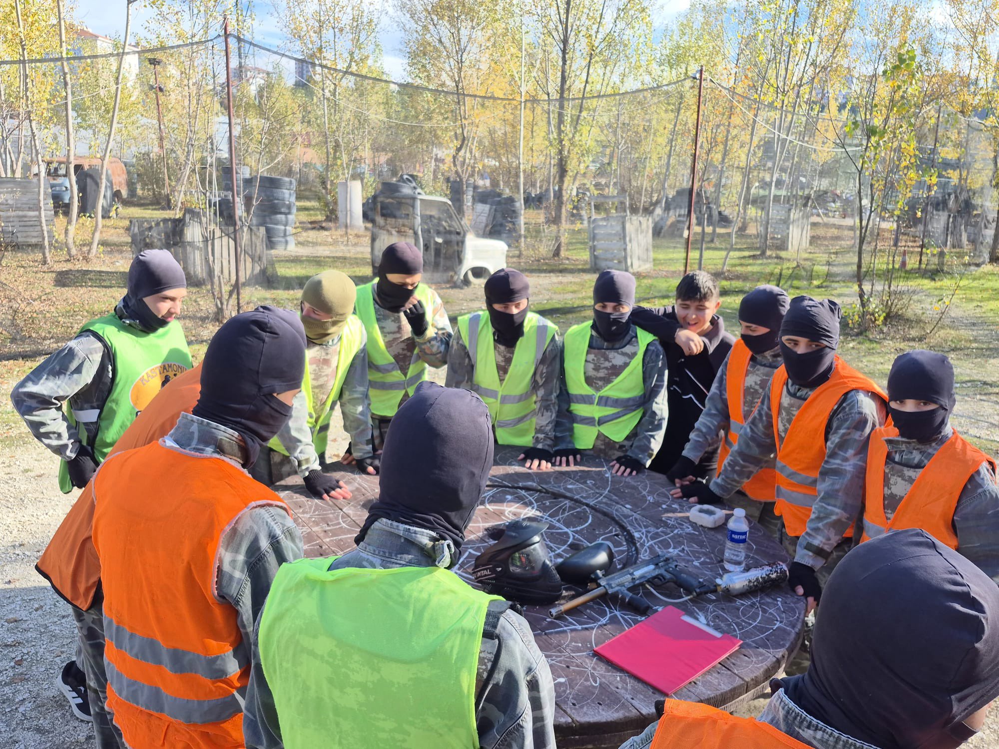 Kastamonu İnsani Hayat Derneği’nden Paintball Etkinliği (2)