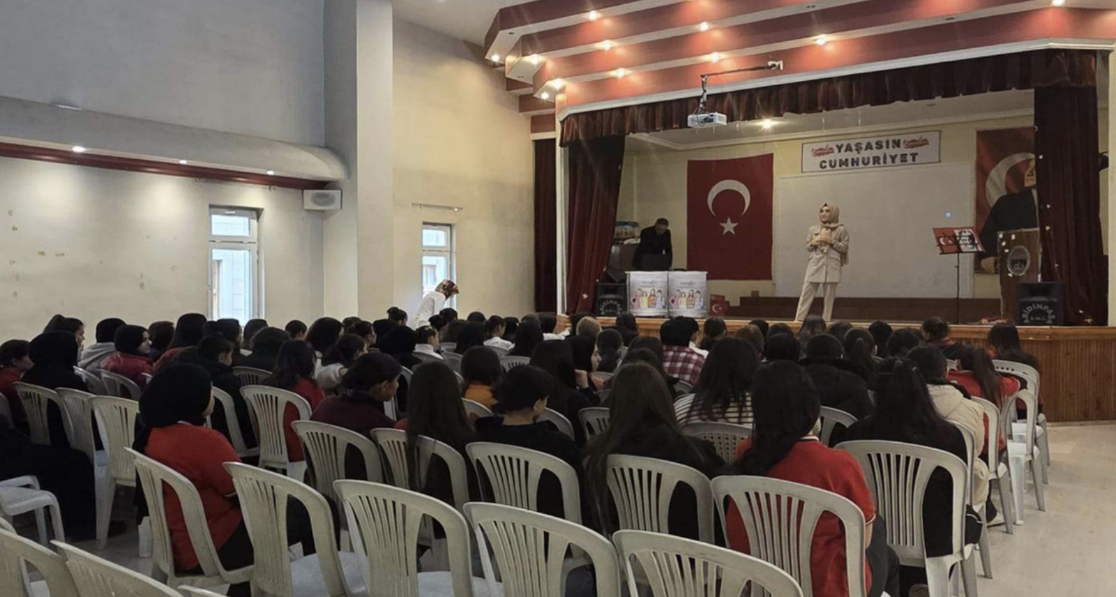 Kastamonu'da Kız Lisesi Öğrencilerine Anlamlı Eğitim2-1