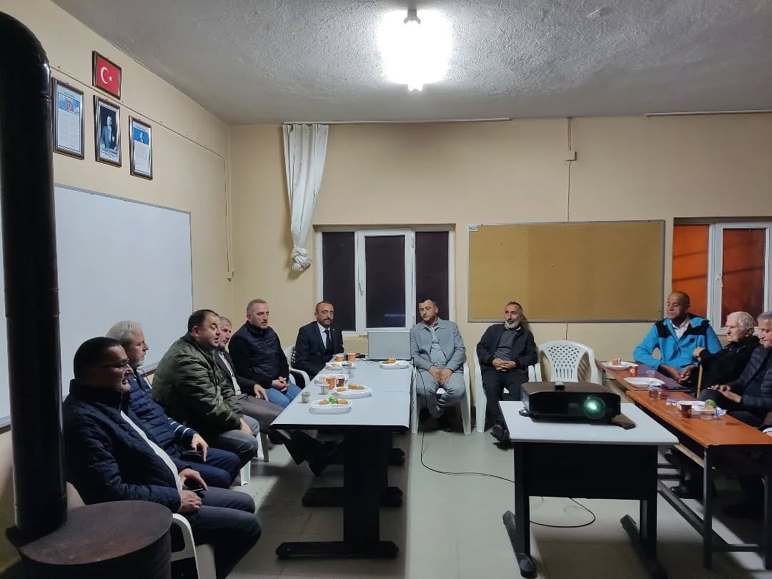 Mhp İlçe Teşkilatı “Derdiniz Derdimizdir” Diyerek Düştü Yollara (2)