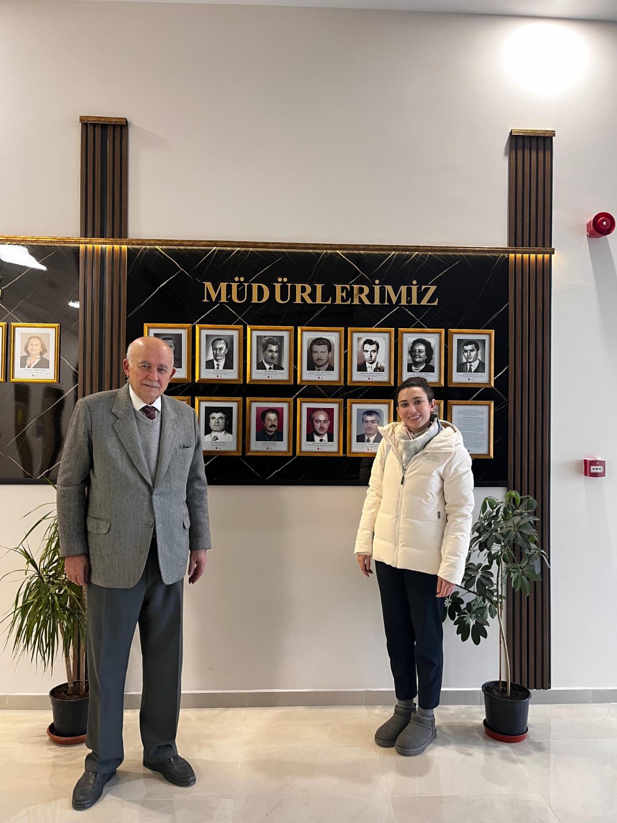 Mi̇ne Özgür Köşe (5) (2)