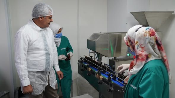 Tarım Müdürü Kılıç, Incelemelerde Bulundu (3)