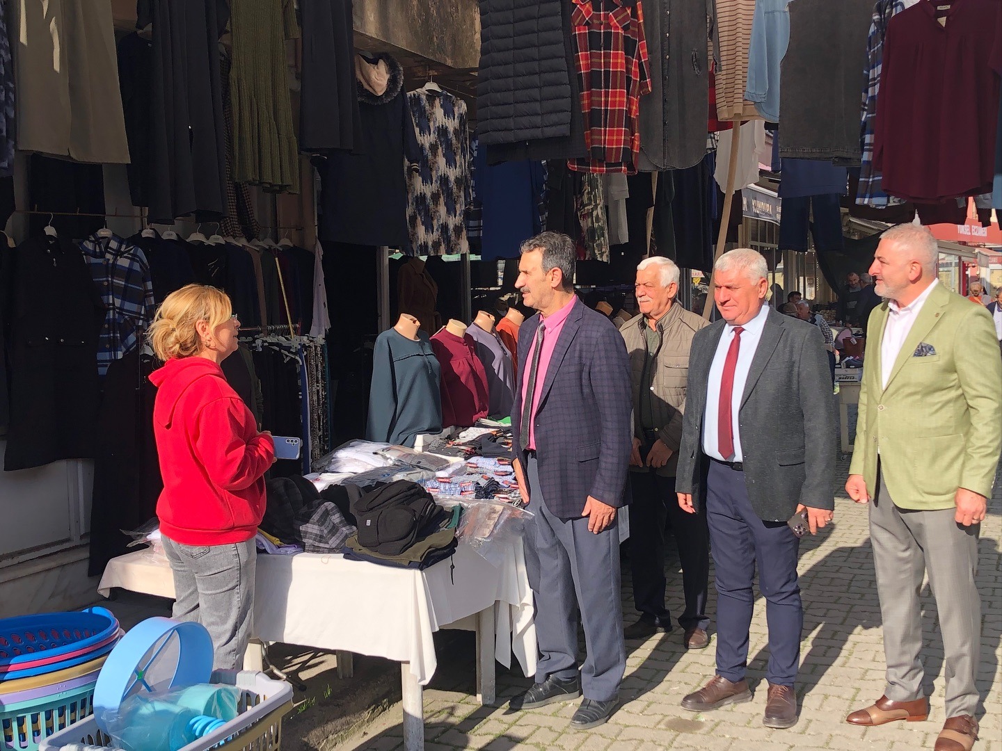 Başkan Demir'den esnaf ziyareti