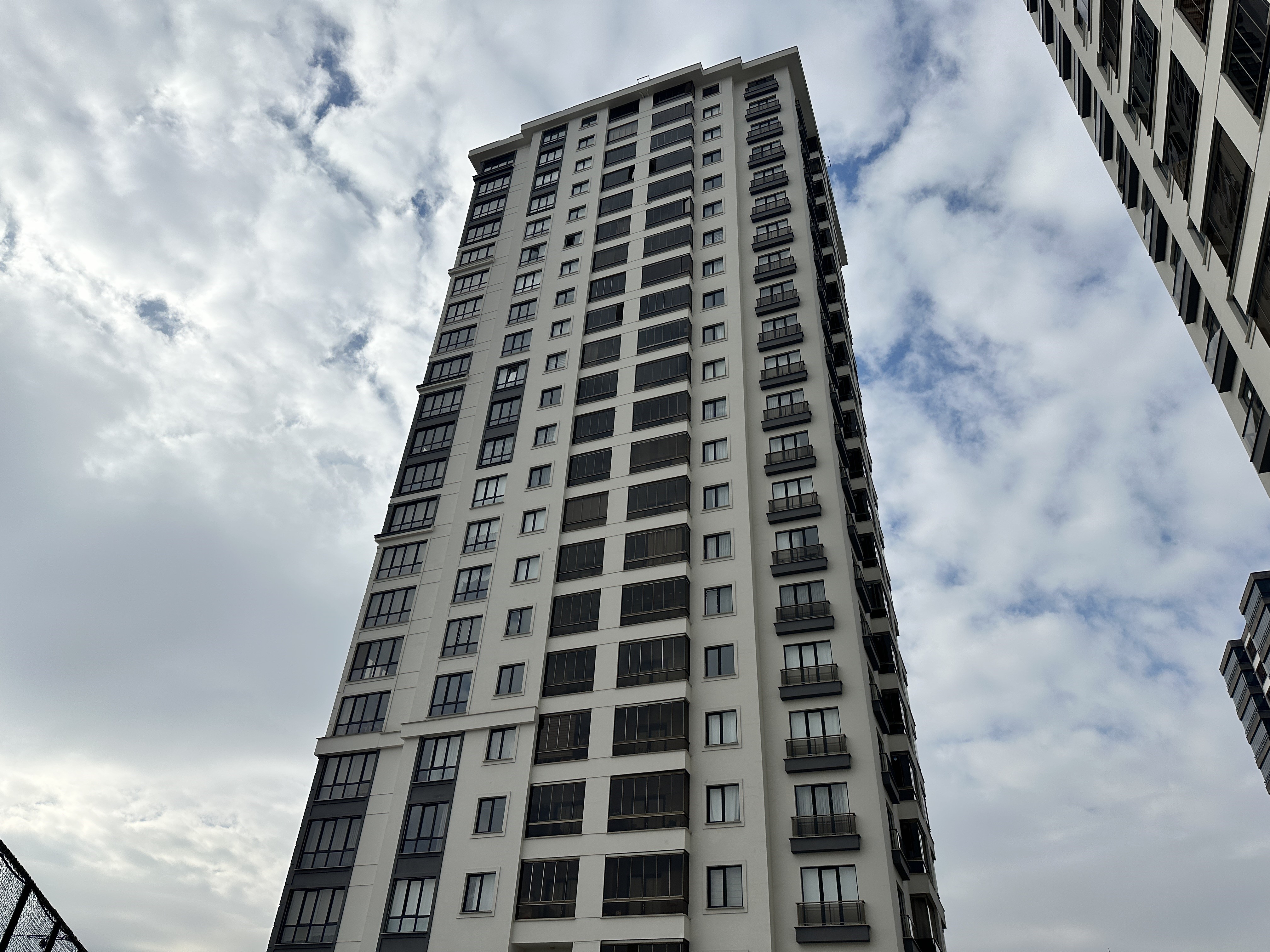 14'Uncu Kattan Duserek Olmustu (2)