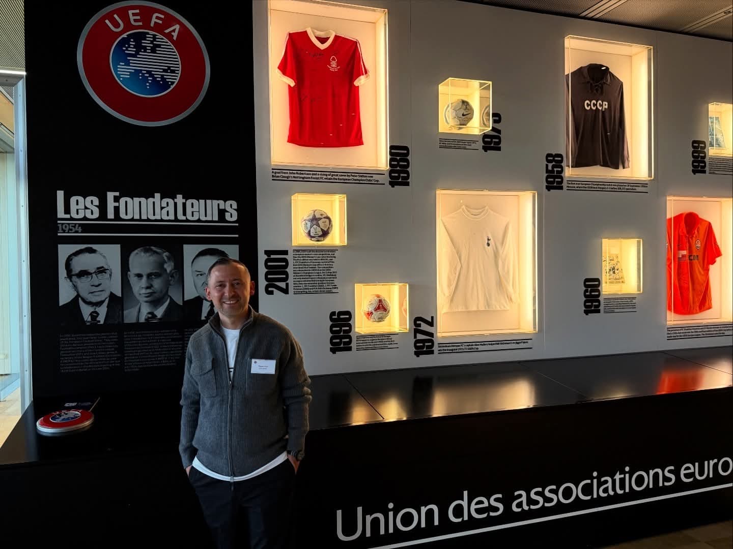 Cf41Cf40 7409 40Fa 8E52 11C4Eeba4810