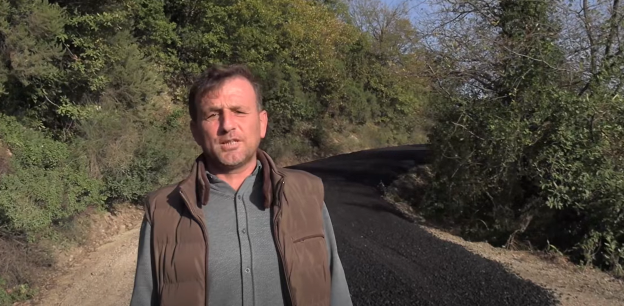 Cide’nin Köyü Sıcak Asfaltla Buluştu (1)