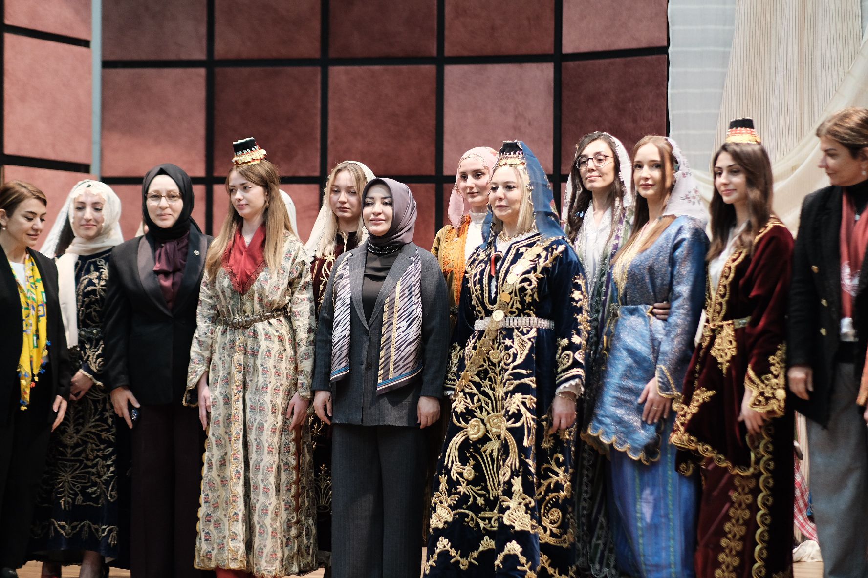 Kastamonu Defilesinde Tarihi An (2)