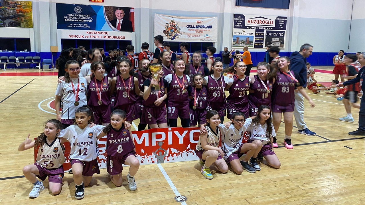 Kastamonu U14 Bayanlar Basketbol Ligi’nde Şampiyon Yolspor Oldu (2)