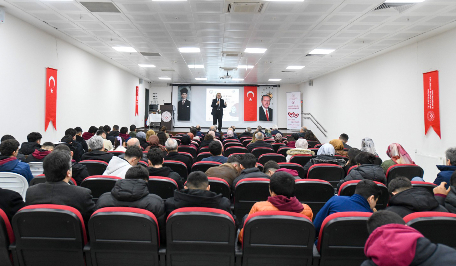 Kastamonu'da 'Ailedeki Üç Değer' Üzerine Duruldu (2)