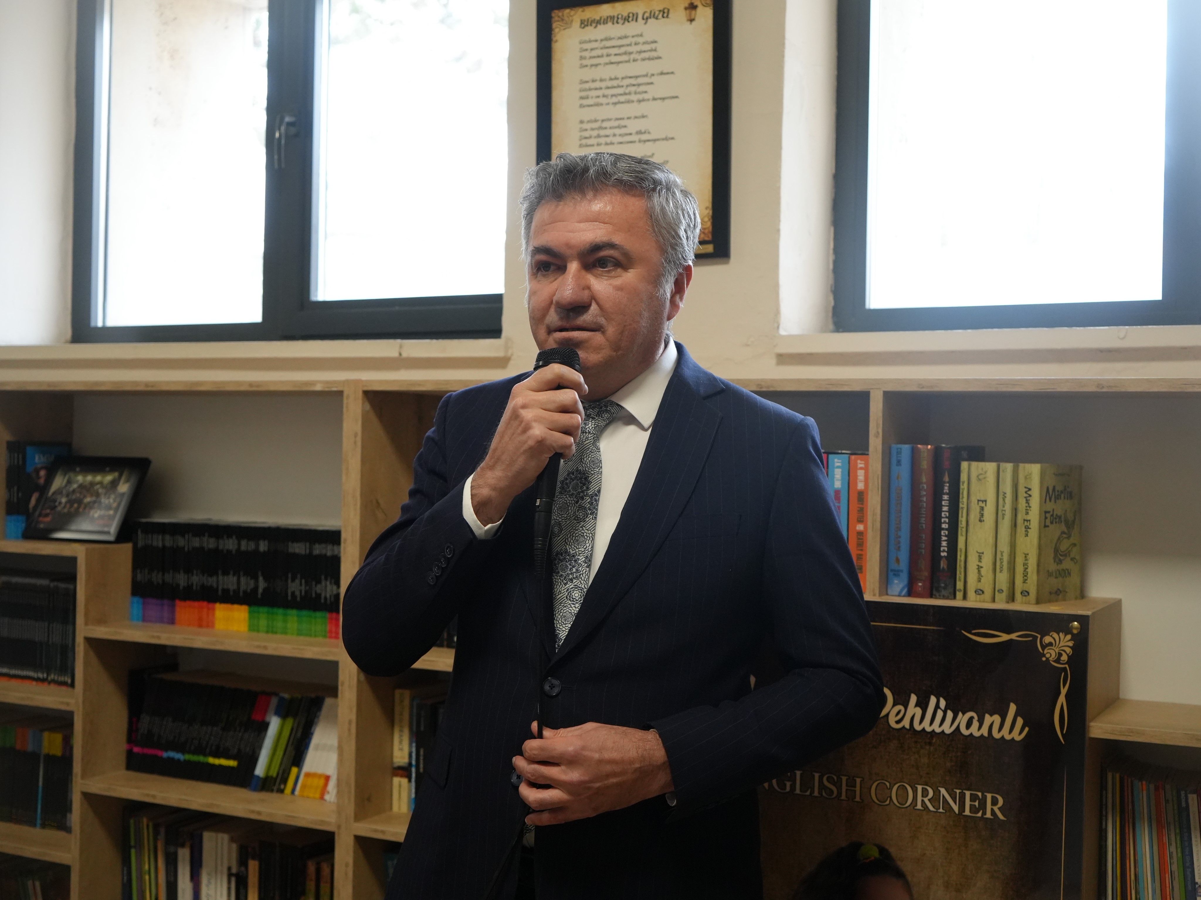 Kazada Hayatını Kaybeden Genç Kızın Adı Kitaplarla Yaşayacak (1)