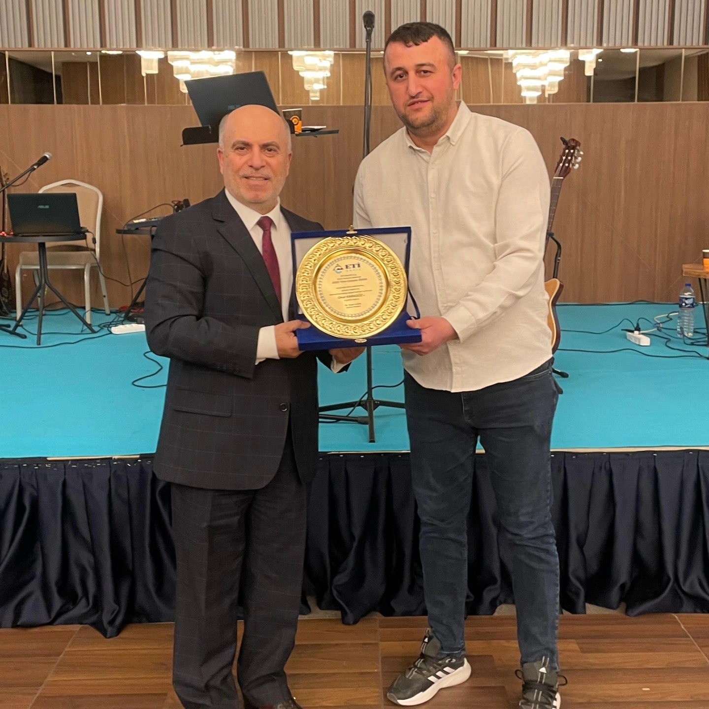 Onur Karagoze Odul (1)