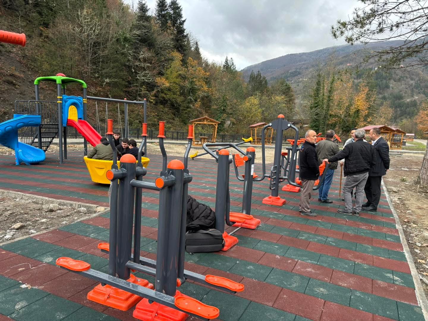 Şenpazar’da Sosyal Alanlarda Çalışma Yapıldı (1)