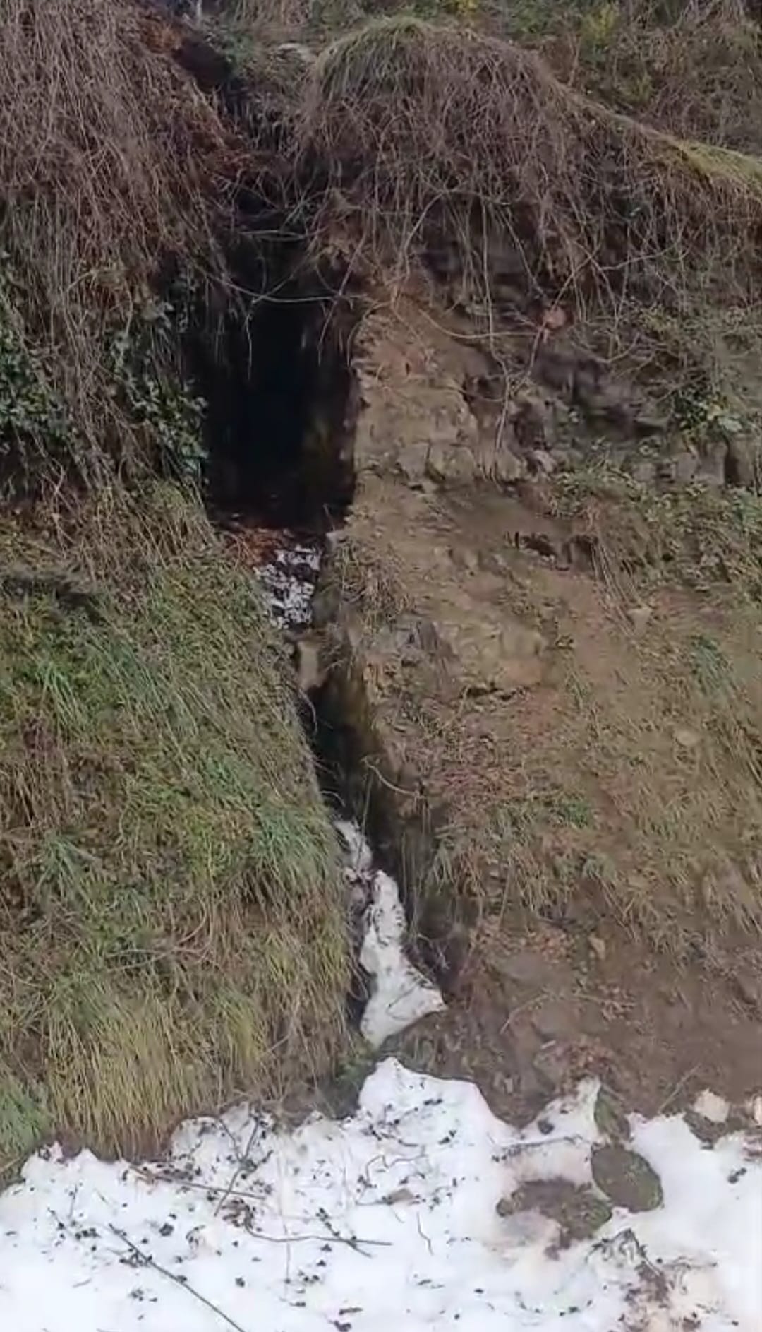 Cide'de Grup Yolu Sos Veriyor (1)