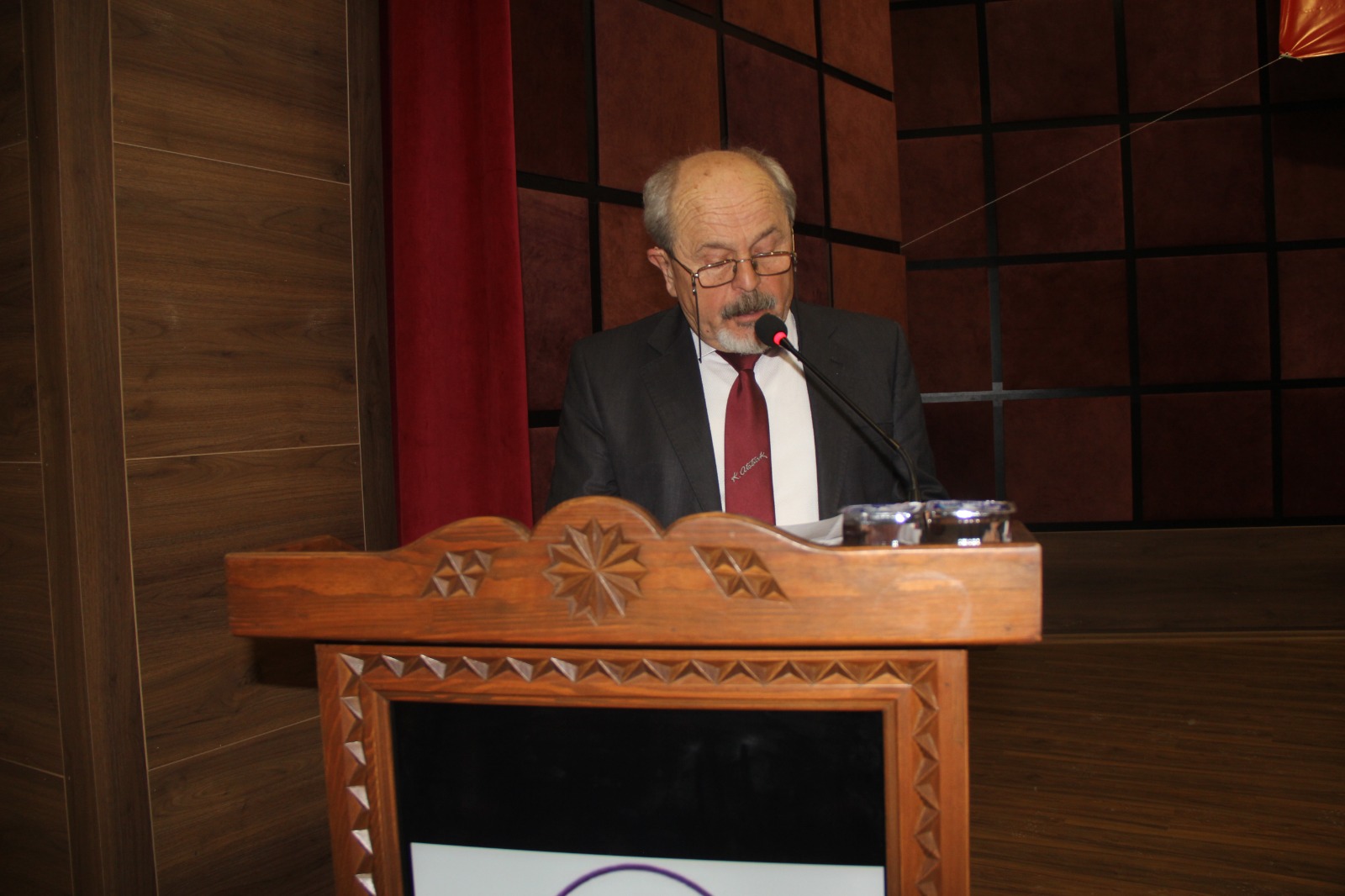 Fe5Ccb7A 83B4 4898 8C88 74B1D33C77E8