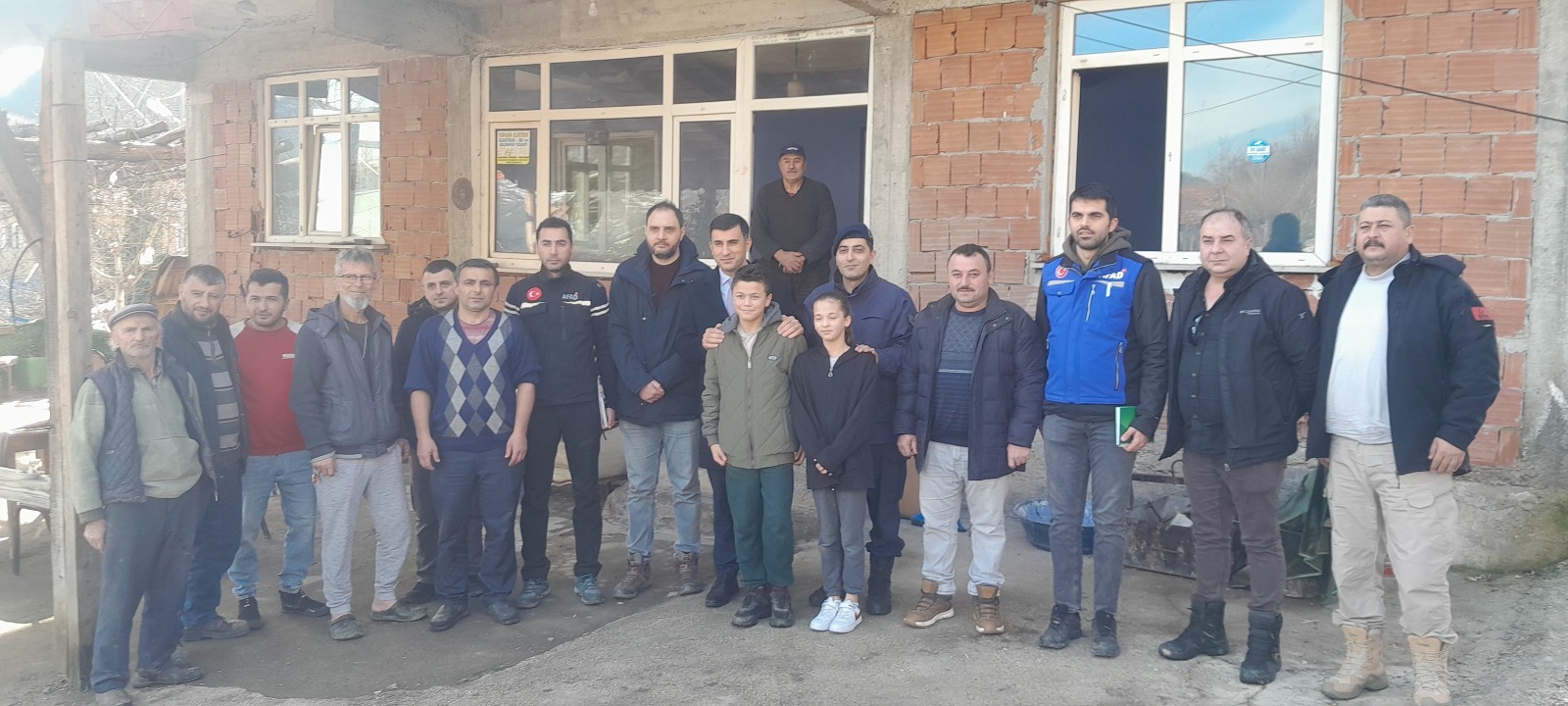 Haberimiz Ses Getirdi Cide Kaymakamı Heyelanlı Bölgede! (3)