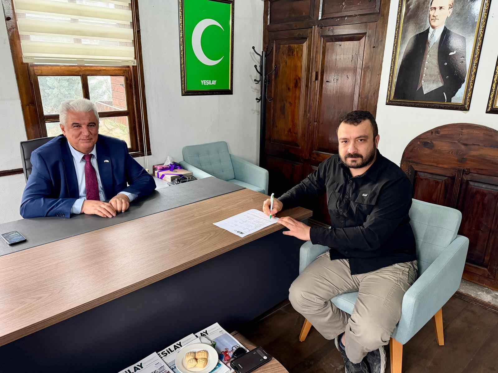 Hakan Colez Yesilay (1)