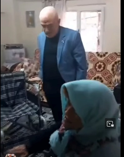 Honsalar Mahallesi’nde 2 Kişiye Tekerlekli Sandalye Teslim Edildi. (2)