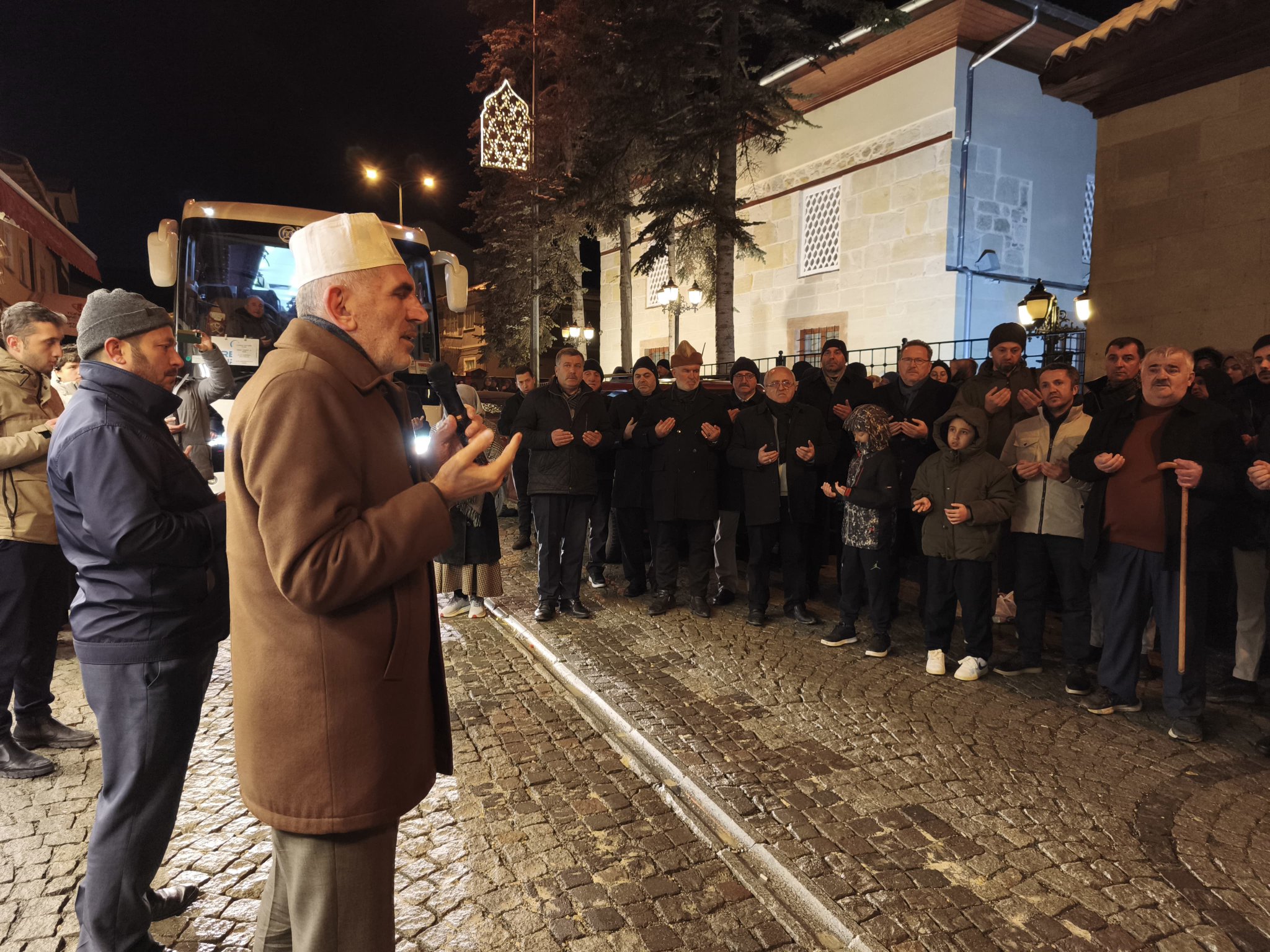 Kastamonu’dan 117 Umreci Dualarla Mekke’ye Uğurlandı (1)