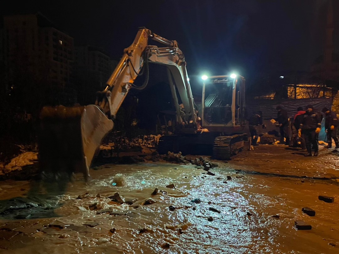 Su Verilmeyecek! Karaçomak Isale Hattında Arıza (2)