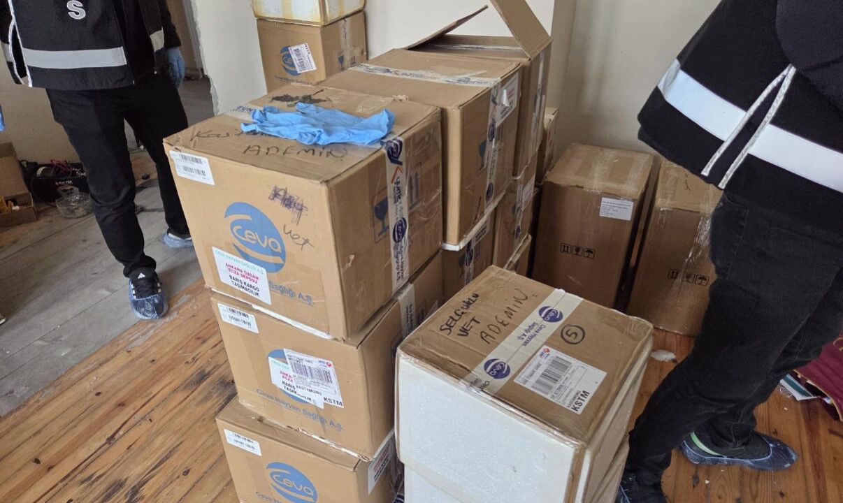 30 Milyon Tl'lik Hayvansal Ilaç Ele Geçirildi (1)