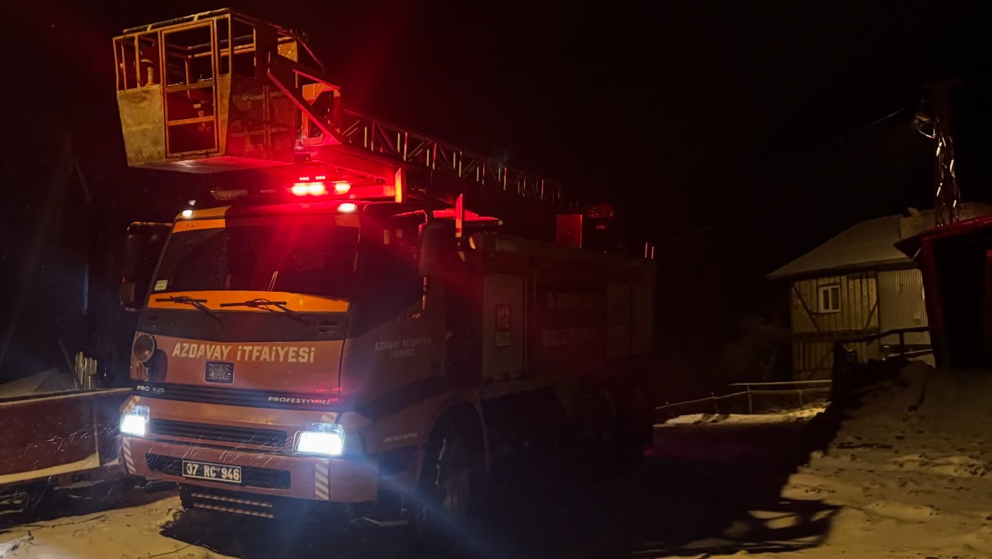 Azdavay Çatı Yangını (2)