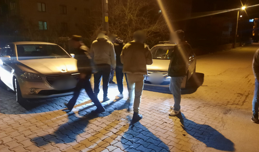 Cide’de Maddi Hasarlı Trafik Kazası (1)