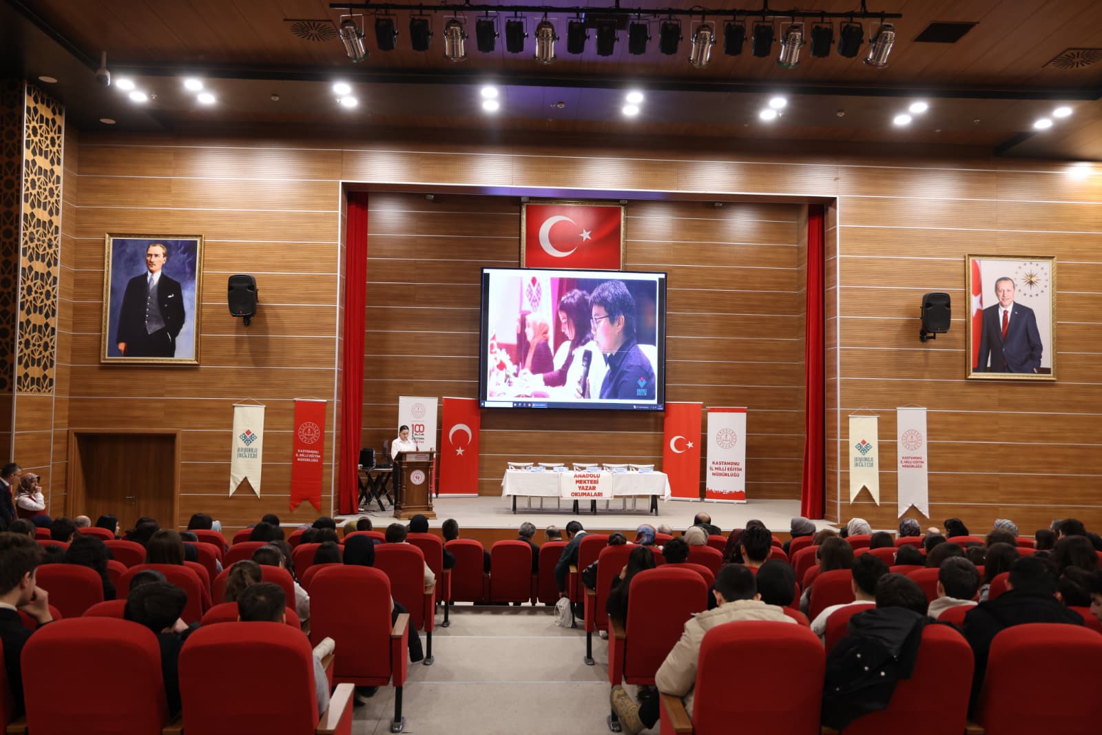 Kastamonu Dünyaca Ünlü Yazar Aytmatov’u Ele Aldı-1