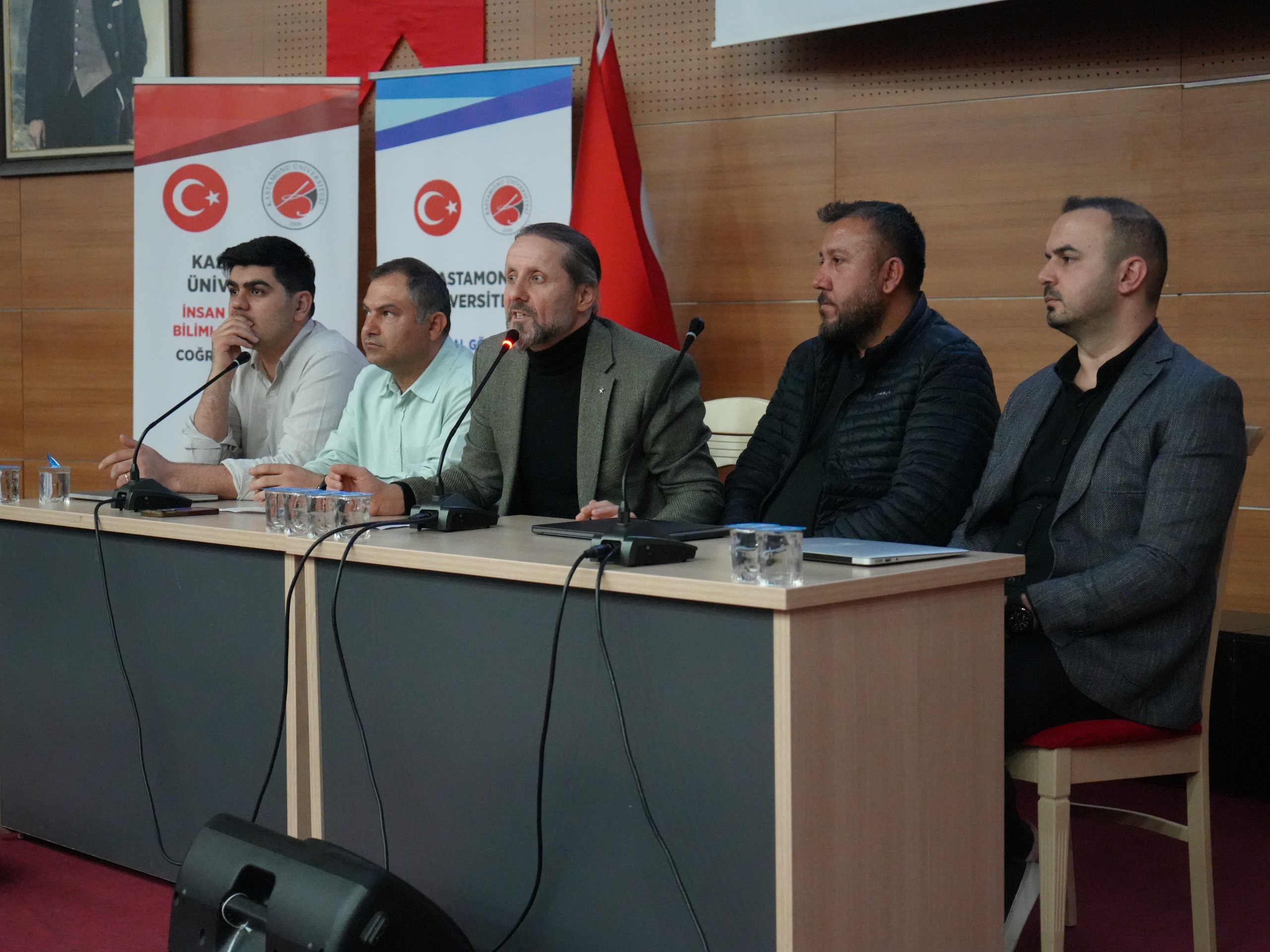 Kastamonu Universitesi Panel (1)-1