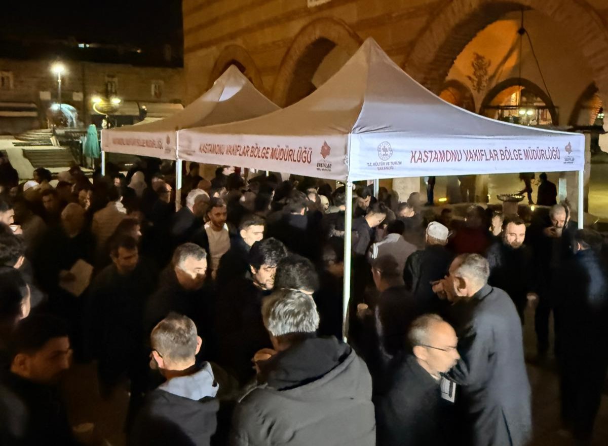 Kastamonu Vakıflar’dan 4 Bin Kişiye Kandil Ikramı (3)