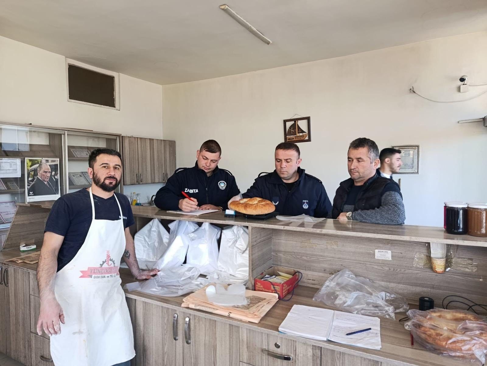 Kastamonu’da Unlu Mamullerde Gramaj Ve Hijyen Kontrolü Yapıldı (2)