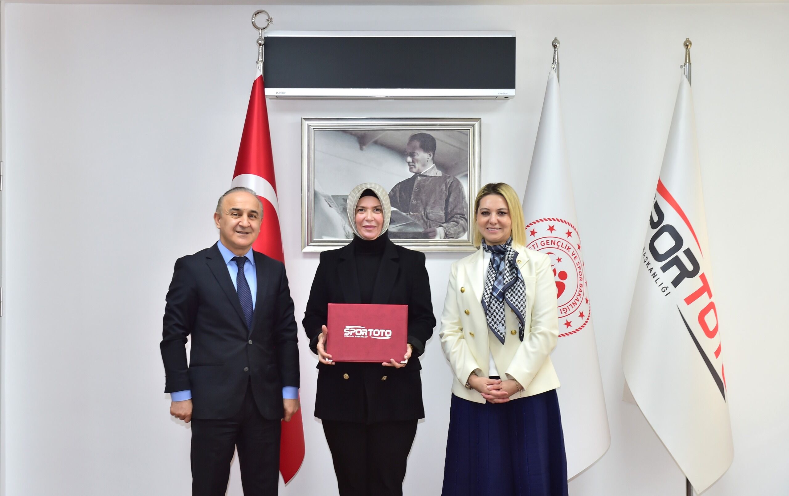 Kastamonu’ya Spor Yağmuru! 3 İlçeye Dev Yatırım (3)