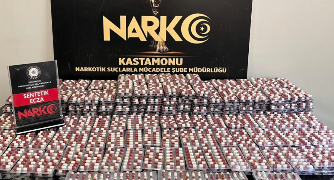 Kovalamacada Atılan Valizden 11 Bin Hap Çıktı (4)