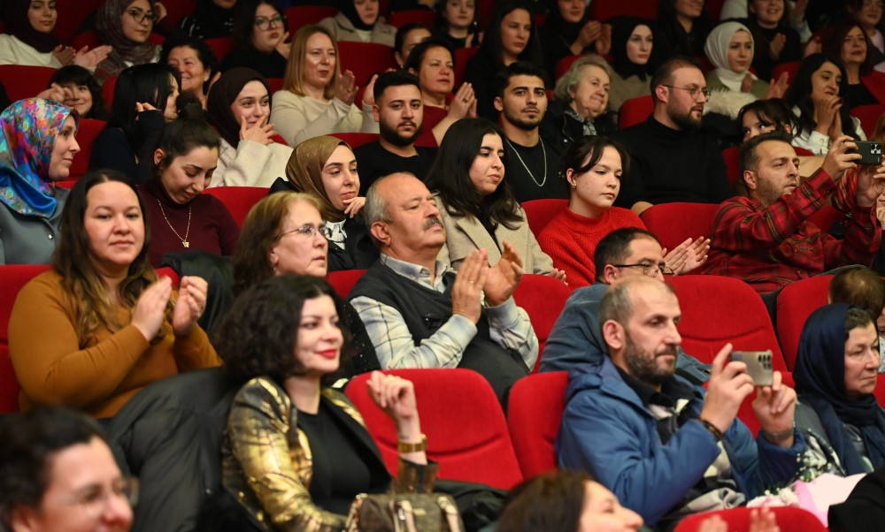 Üniversite Korosu Söyledi, Kastamonu Halkı Dinledi (2)