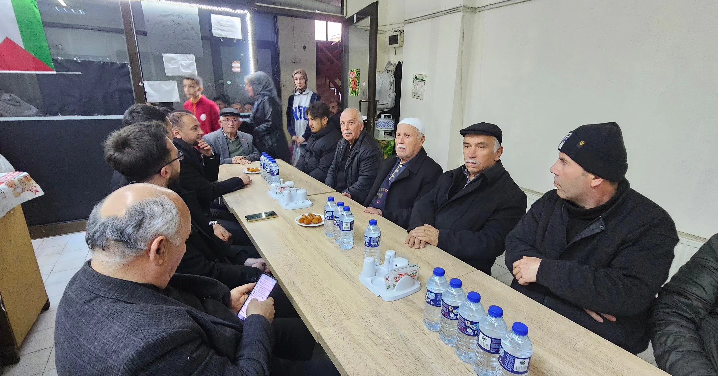 Yeniden Refah Partisi Araç’ta Iftar Sofrasında Buluştu (2)