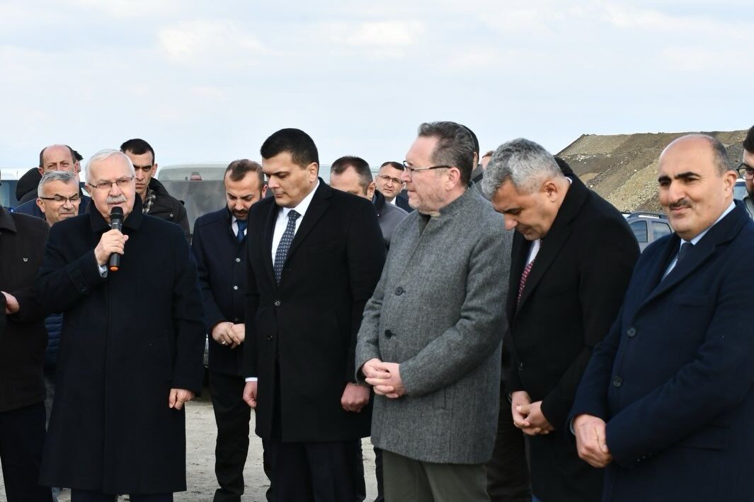 1Def2686 558C 4D03 81Cc 99158E8Befed